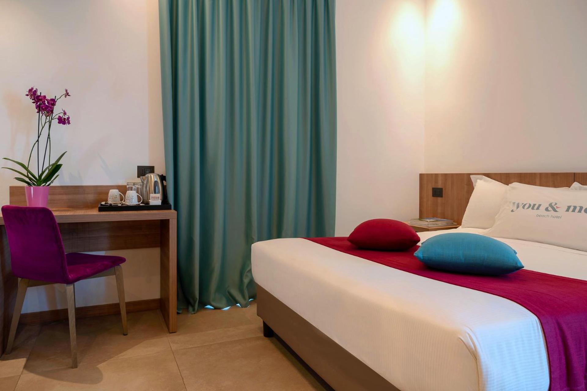 & Me Hotel
